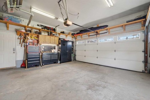 756 East Chestermere Drive, Chestermere, AB - Indoor Photo Showing Garage