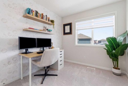 48 Magnolia Parade Se, Calgary, AB - Indoor Photo Showing Office
