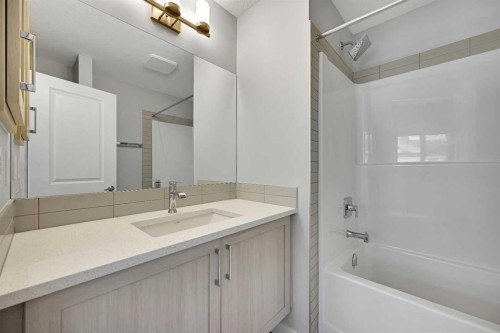1132 Sage Hill Grove Nw, Calgary, AB - Indoor Photo Showing Bathroom