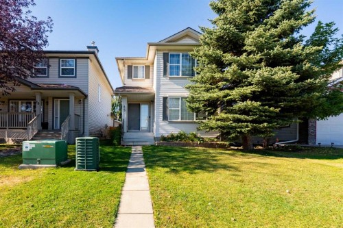 25 Everridge Way Sw, Calgary, AB - Outdoor With Facade
