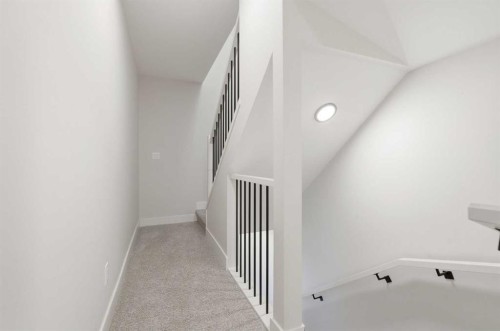 2-2635 1 Avenue Nw, Calgary, AB - Indoor Photo Showing Other Room