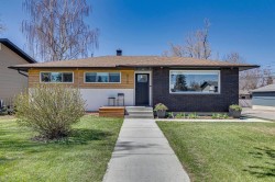 9723 3 Street SE Calgary, AB T2J 0W9