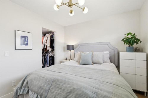 9723 3 Street Se, Calgary, AB - Indoor Photo Showing Bedroom