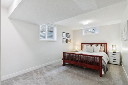 9723 3 Street Se, Calgary, AB - Indoor Photo Showing Bedroom