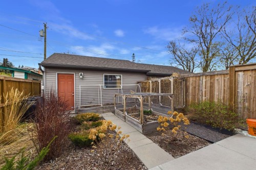 820 21 Avenue Se, Calgary, AB - Outdoor