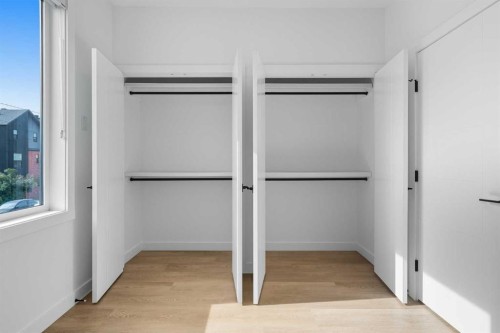 1224 20 Avenue Nw, Calgary, AB - Indoor With Storage