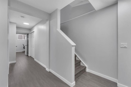 257 Saddlebrook Point Ne, Calgary, AB - Indoor Photo Showing Other Room