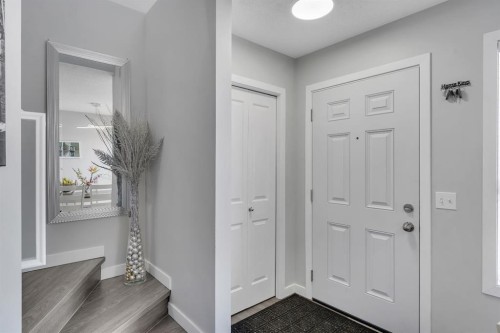 257 Saddlebrook Point Ne, Calgary, AB - Indoor Photo Showing Other Room