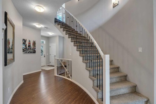 203 Bayview Circle Sw, Airdrie, AB 