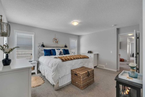 203 Bayview Circle Sw, Airdrie, AB 