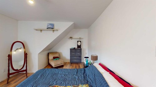1625 23 Avenue Sw, Calgary, AB - Indoor Photo Showing Bedroom