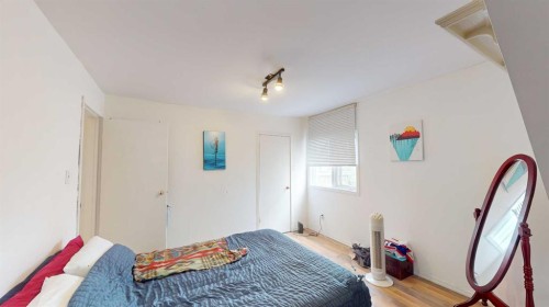 1625 23 Avenue Sw, Calgary, AB - Indoor Photo Showing Bedroom