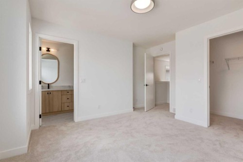 223 Sora Boulevard Se, Calgary, AB - Indoor Photo Showing Other Room