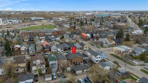1010 19 Avenue Se, Calgary, AB - Outdoor With View