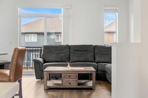 85 Walgrove Common Se, Calgary, AB - Indoor Photo Showing Living Room