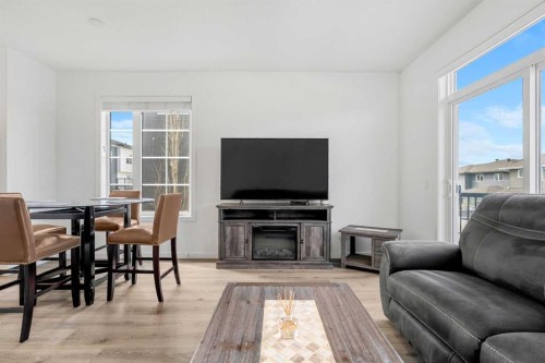 85 Walgrove Common Se, Calgary, AB - Indoor Photo Showing Living Room