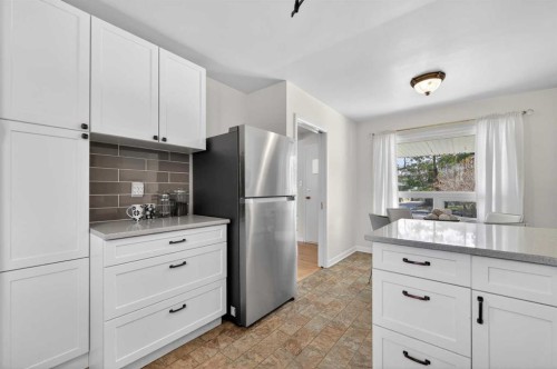 3112 34 Avenue Sw, Calgary, AB 