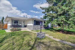3112 34 Avenue SW Calgary, AB T3E 0Z1