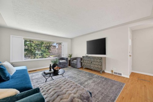 3112 34 Avenue Sw, Calgary, AB 