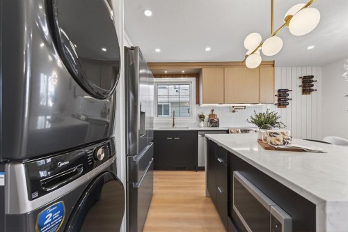 1607 Marlyn Way Ne, Calgary, AB - Indoor Photo Showing Kitchen