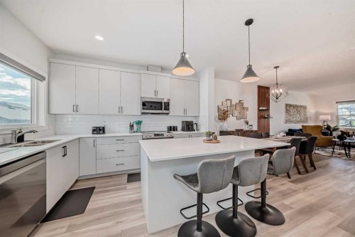 114 Midgrove Sw, Airdrie, AB 