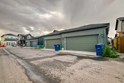 114 Midgrove Sw, Airdrie, AB 
