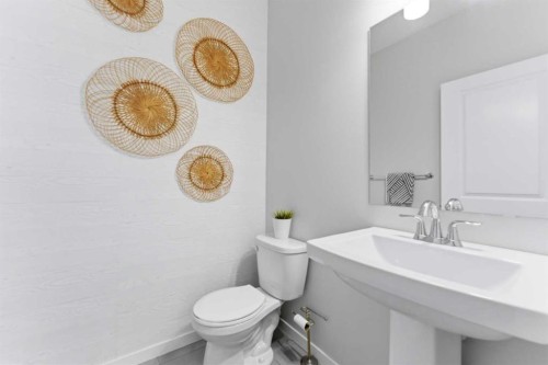 912 Seton Circle Se, Calgary, AB - Indoor Photo Showing Bathroom