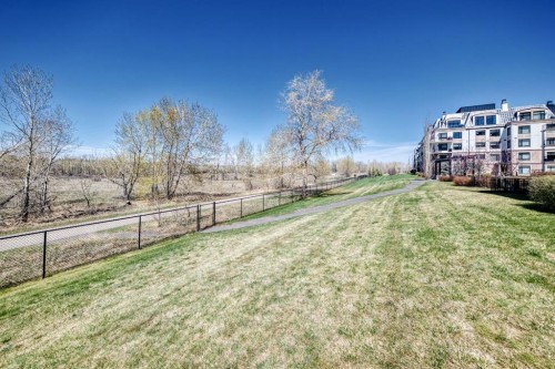 404-211 Quarry Way Se, Calgary, AB - Outdoor