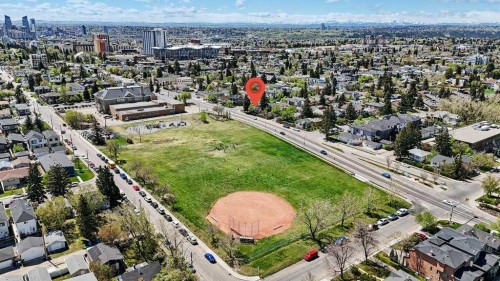 1102 21 Avenue Nw, Calgary, AB - Outdoor With View