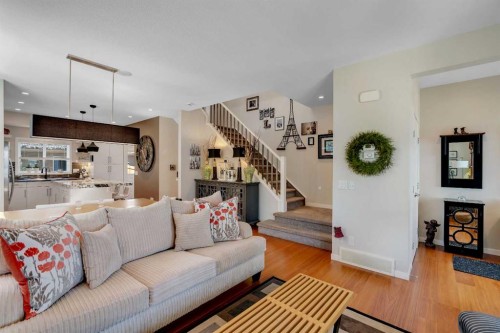 2280 Mahogany Boulevard Se, Calgary, AB - Indoor Photo Showing Living Room