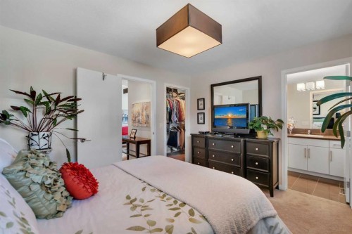 2280 Mahogany Boulevard Se, Calgary, AB - Indoor Photo Showing Bedroom