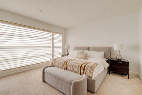 2304 4 Avenue Nw, Calgary, AB - Indoor Photo Showing Bedroom
