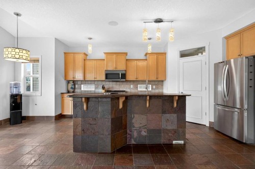 172 Cove Drive, Chestermere, AB - Indoor Photo Showing Kitchen