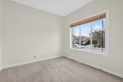 172 Cove Drive, Chestermere, AB - Indoor Photo Showing Other Room