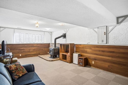5626 57 Avenue, Olds, AB - Indoor