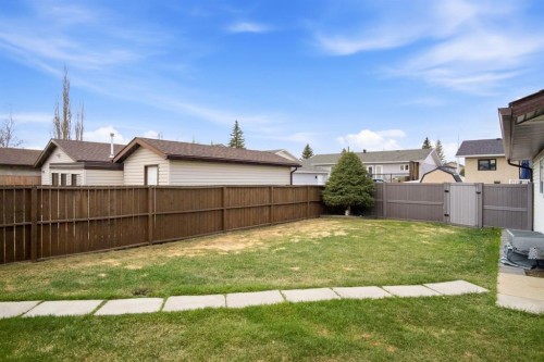 5626 57 Avenue, Olds, AB - Outdoor