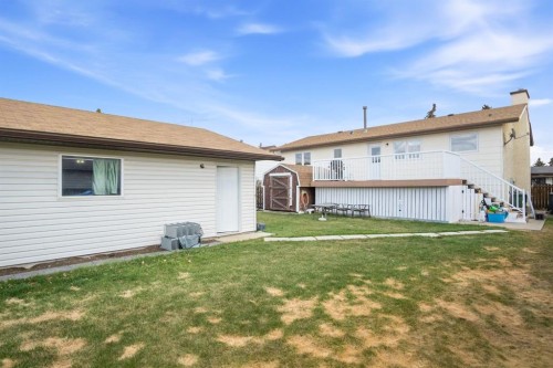 5626 57 Avenue, Olds, AB - Outdoor With Deck Patio Veranda With Exterior