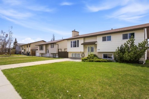 5626 57 Avenue, Olds, AB - Outdoor