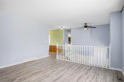 5626 57 Avenue, Olds, AB - Indoor Photo Showing Other Room