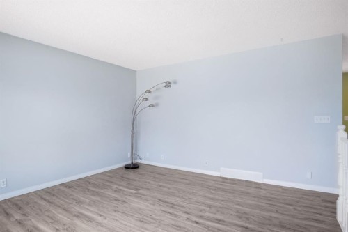 5626 57 Avenue, Olds, AB - Indoor Photo Showing Other Room