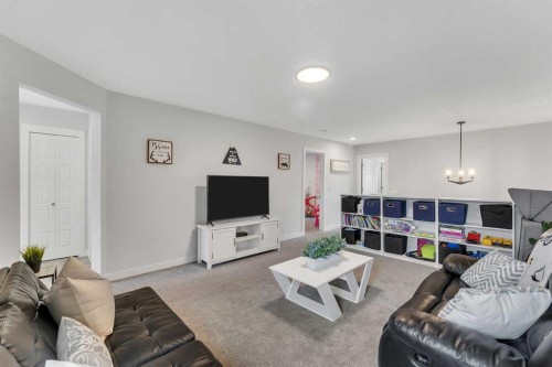 178 Creekstone Path Sw, Calgary, AB 