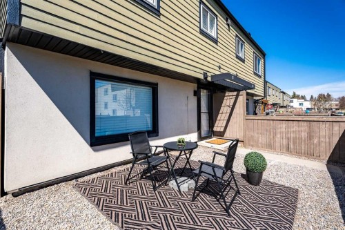17-3809 45 Street Sw, Calgary, AB - Outdoor With Exterior