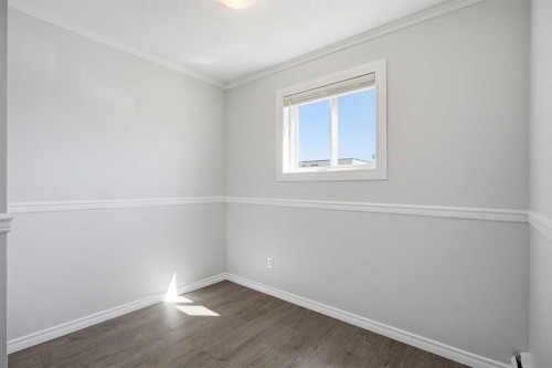 17-3809 45 Street Sw, Calgary, AB - Indoor Photo Showing Other Room