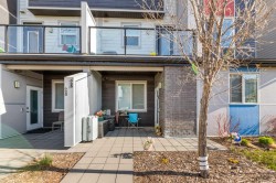26 Redstone Way NECalgary, AB T3N 1M6