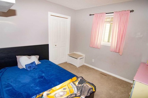 48 Skyview Ranch Lane Ne, Calgary, AB - Indoor Photo Showing Bedroom