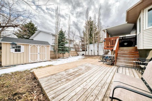 7 Sunset Crescent, Okotoks, AB - Outdoor With Deck Patio Veranda With Exterior