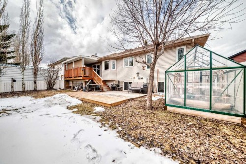 7 Sunset Crescent, Okotoks, AB - Outdoor