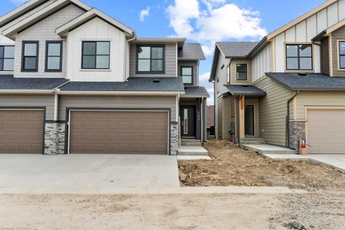 134-2231 81 Street Sw, Calgary, AB - Outdoor With Facade