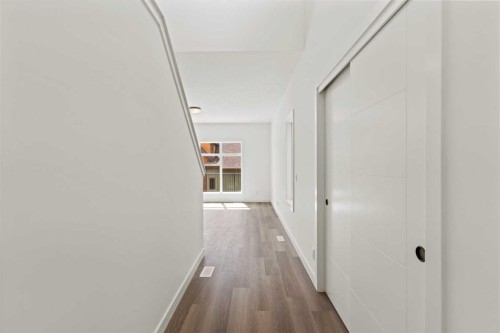 134-2231 81 Street Sw, Calgary, AB - Indoor Photo Showing Other Room