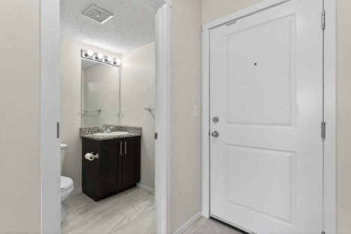 2209-81 Legacy Boulevard Se, Calgary, AB - Indoor Photo Showing Other Room